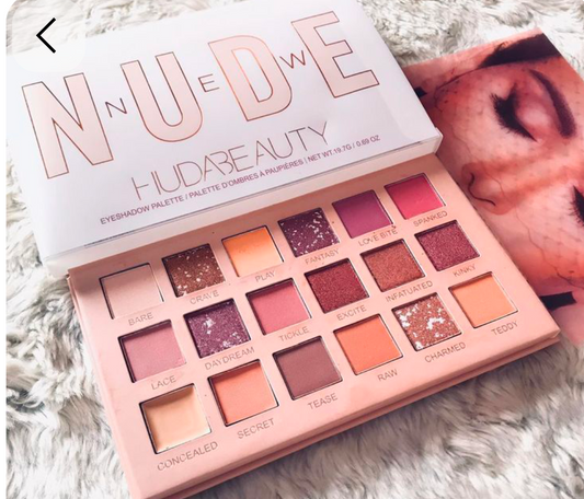 Huda Beauty New Nude Eyeshadow Palette – 18 Versatile Shades
